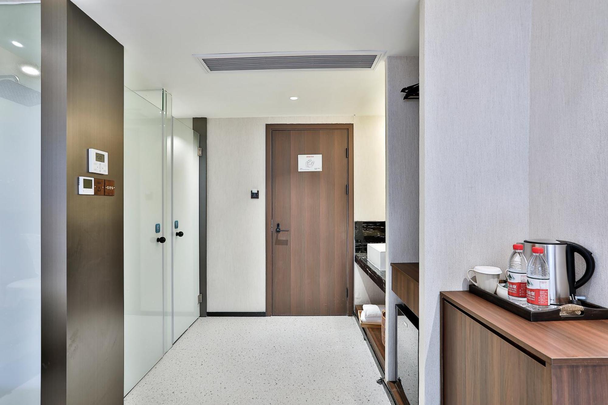 Yurong West Lake Cottage Resort Hotel Hangzhou Exterior photo